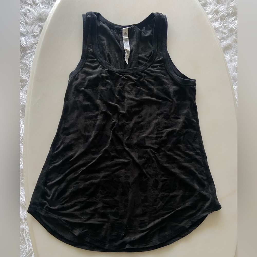 Lululemon Black Tie Dye Tank Athletic Top Size 4